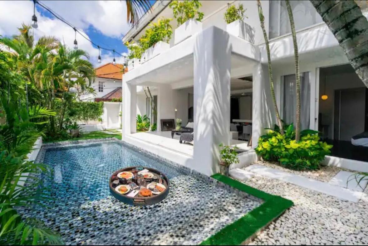 Bella Lovelli * Seminyak (Bali)